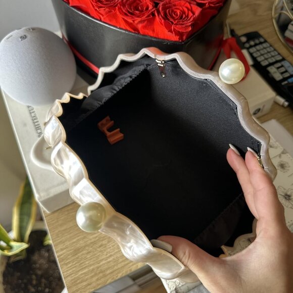 Neiman Marcus Acrylic Shell-Shaped Evening Clutch in Luxe Marble Finish